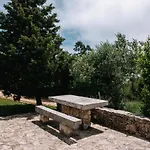 Casas De Pedra - Quinta Da Escola Alvados
