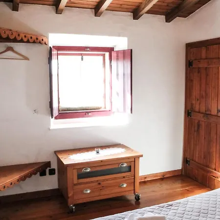 Séjour à la ferme Casas De Pedra - Quinta Da Escola