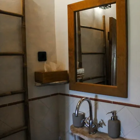 Casas De Pedra - Quinta Da Escola *