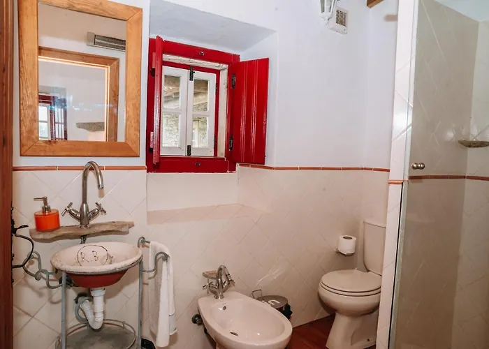 Séjour à la ferme Casas De Pedra - Quinta Da Escola Alvados