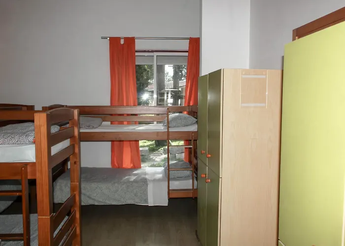 Casas De Pedra - Quinta Da Escola Séjour à la ferme *