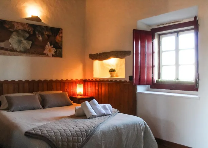 Casas De Pedra - Quinta Da Escola Séjour à la ferme Alvados